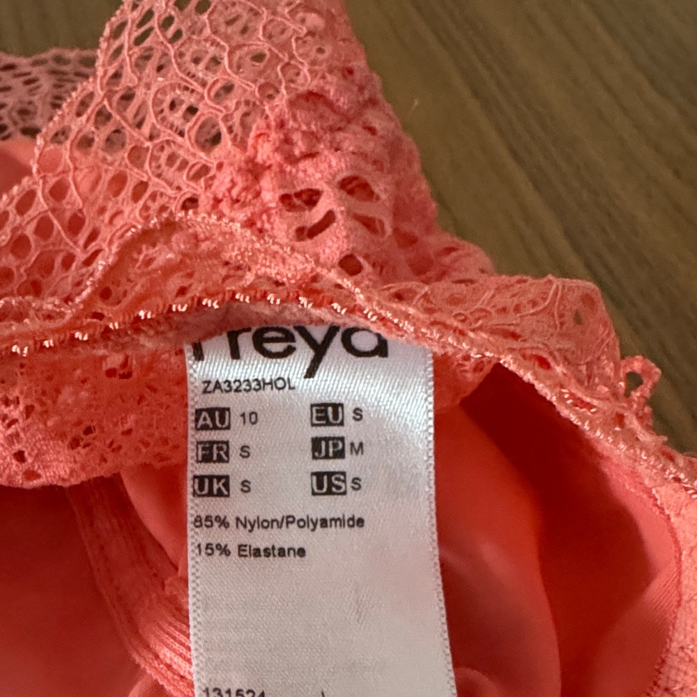 Freya Lace Bralette in Coral - Picture 2 of 3
